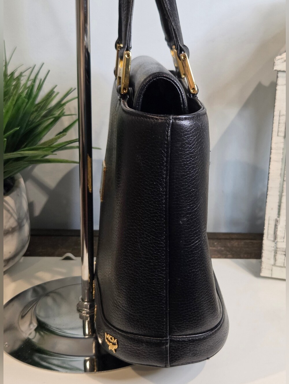 MCM Rare Vtg Michael Cromer Era München Black Pebbled Leather Studded Bag. - Picture 3 of 15
